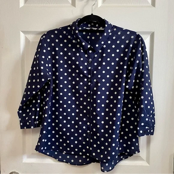 Uniqlo Tops Uniqlo 34 Sleeve Polka Dot Button Up Blouse Poshmark